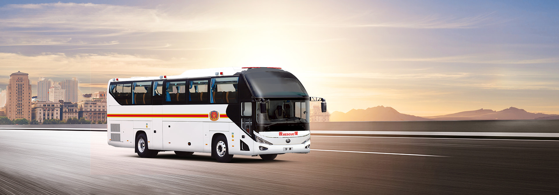 12米大型兵力输送车